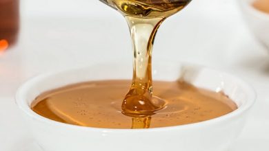 استخدام العسل لعلاج حب الشباب