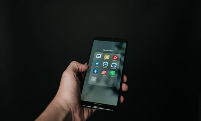 رؤية الهاتف المحمول في المنام